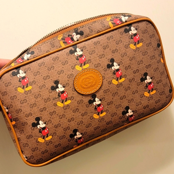 Gucci x Disney Fanny Pack. - Picture 3 of 8